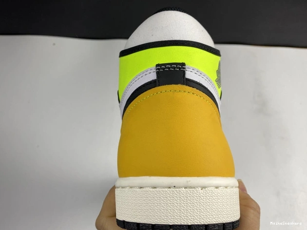 MaikeSneakers AIR RETRO 555088-118 OG 'VOLT JORDAN HIGH GOLD' 1 0804